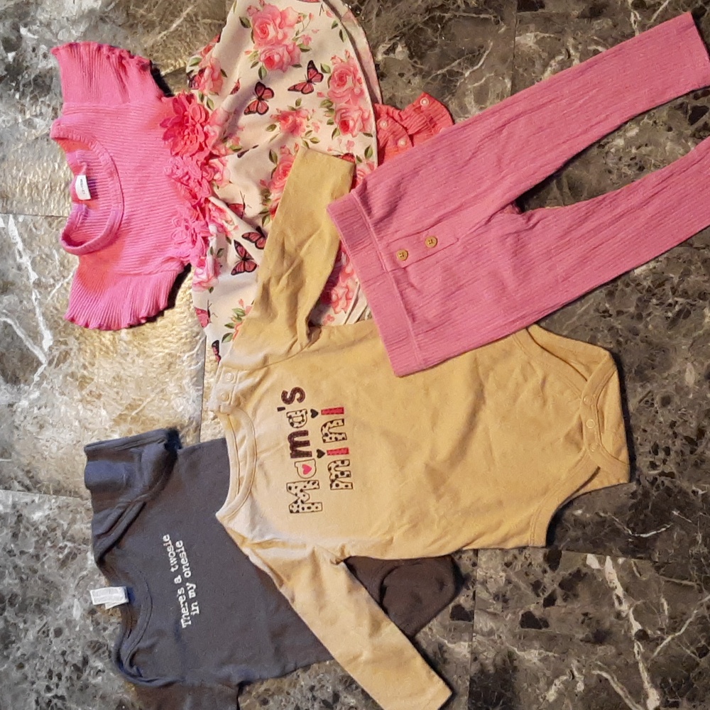 Baby Girl Clothing Set with Bodysuits and Leggings